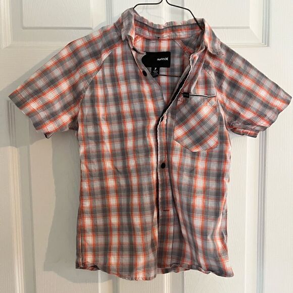 Children’s size 7 short sleeve button up collar flannel, Hurley - Picture 1 of 2